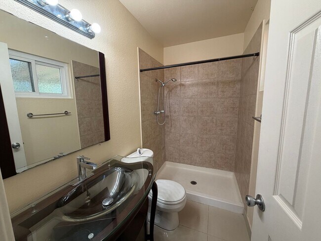 Foto del edificio - Charming Sorrento Mesa Home