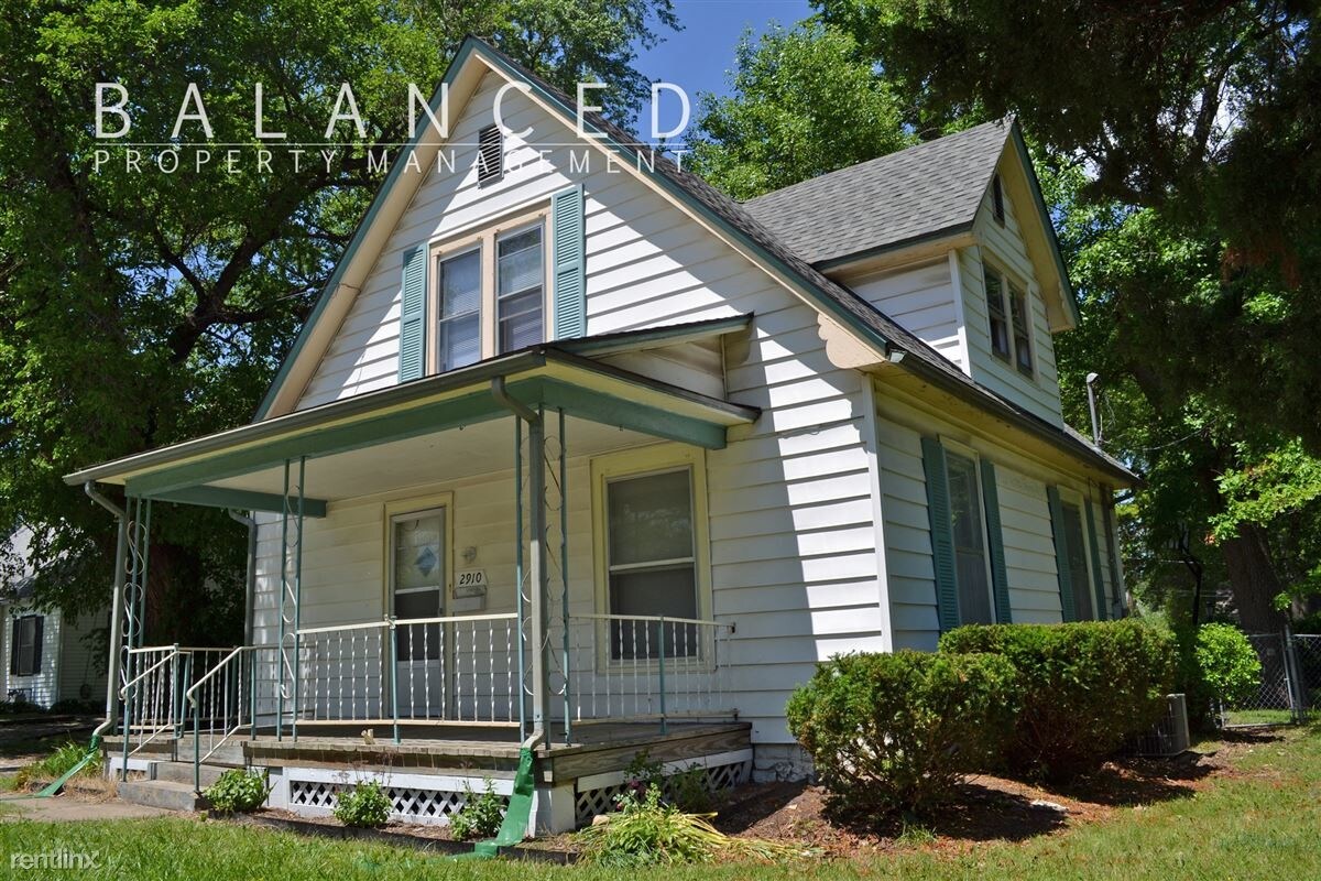 2910 SW 17th St, Topeka, KS 66604 House Rental in Topeka, KS