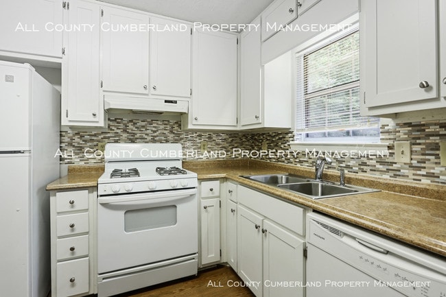 Building Photo - CHARMING 2b/2ba DUPLEX IN COLLEGE PARK!!