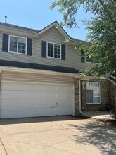 Building Photo - 9355 Villa Creek Dr