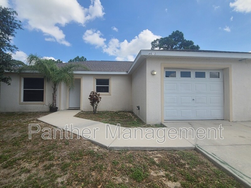 Foto principal - 4610 Douglas Ln