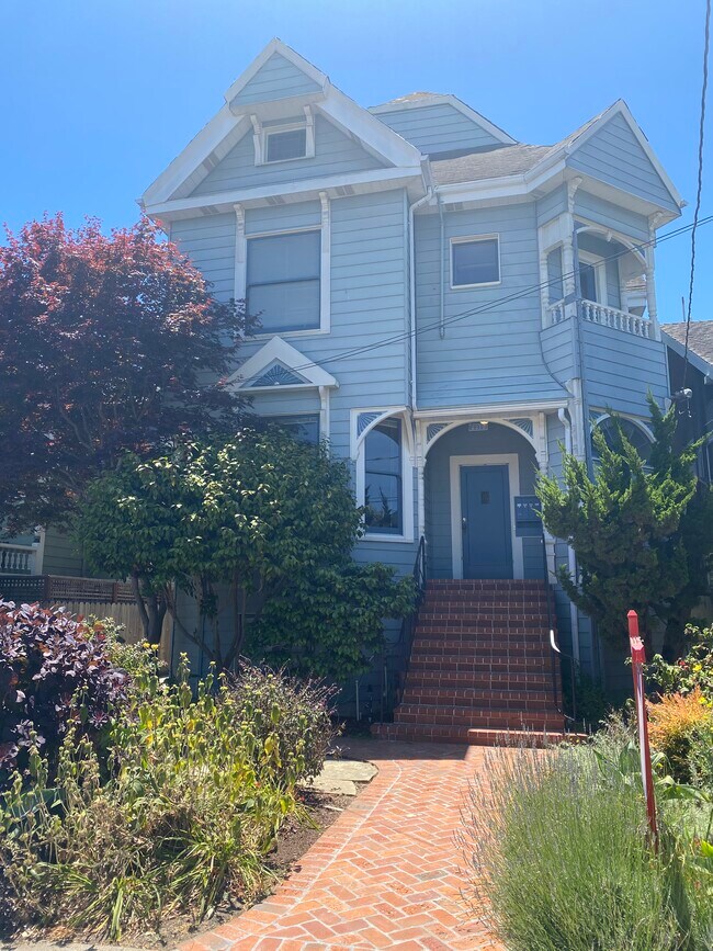 Garden front property - 2212 Clinton Ave