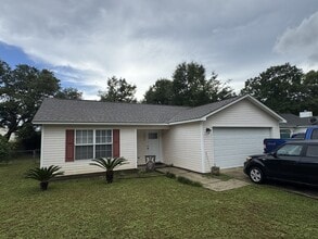 Building Photo - 5980 Savannah Dr