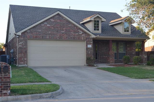Building Photo - 9604 Sleepy Hollow Dr