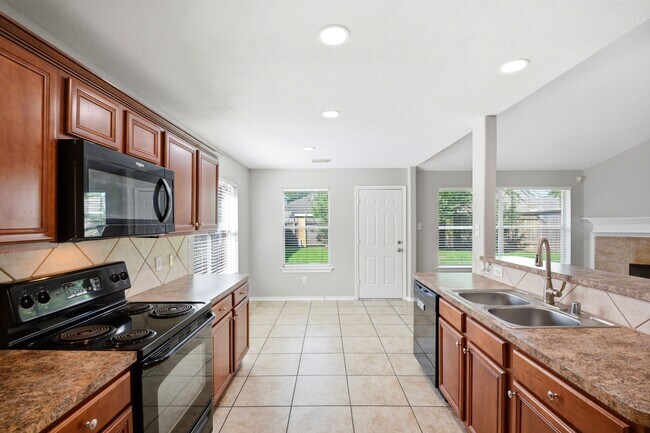 Building Photo - 21731 Chanas Ct