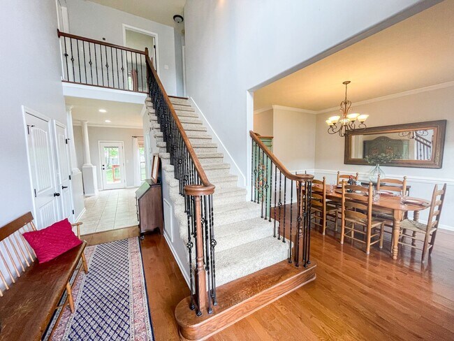Foto del edificio - Beautiful 4 bedroom Near Post!
