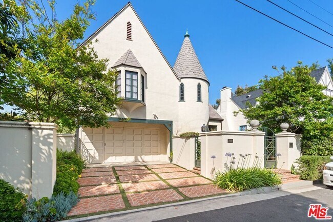 Foto del edificio - 2090 Mound St