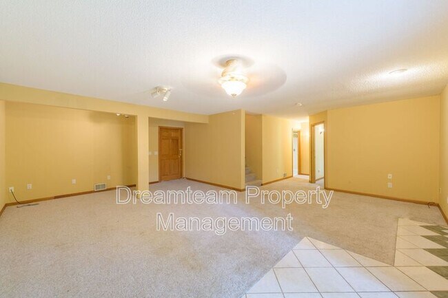 Building Photo - 10779 53rd Ave N