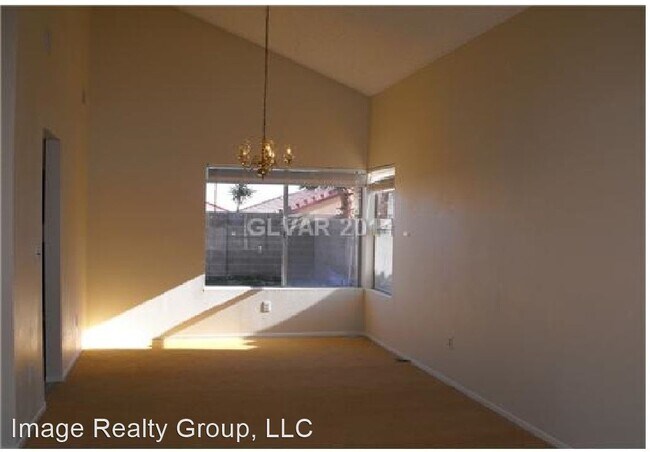 Foto del edificio - 3 br, 2.5 bath House - 7604 Kalmalii Ave.