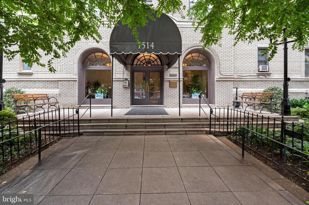 Foto principal - 1514 17th St NW