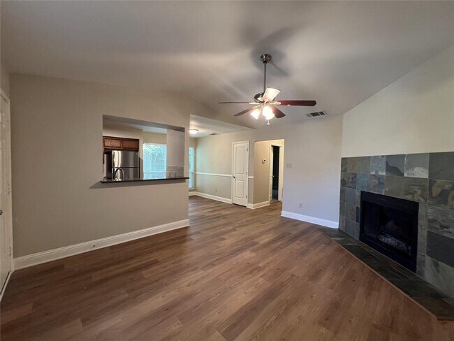 Foto del edificio - 10616 Mellow Meadow Dr