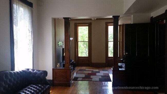 Foto del edificio - 2305 N Campbell Ave