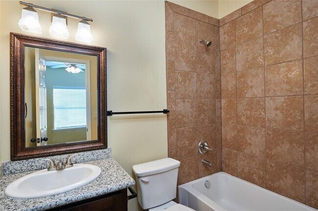 Building Photo - 5570 Confetti Dr