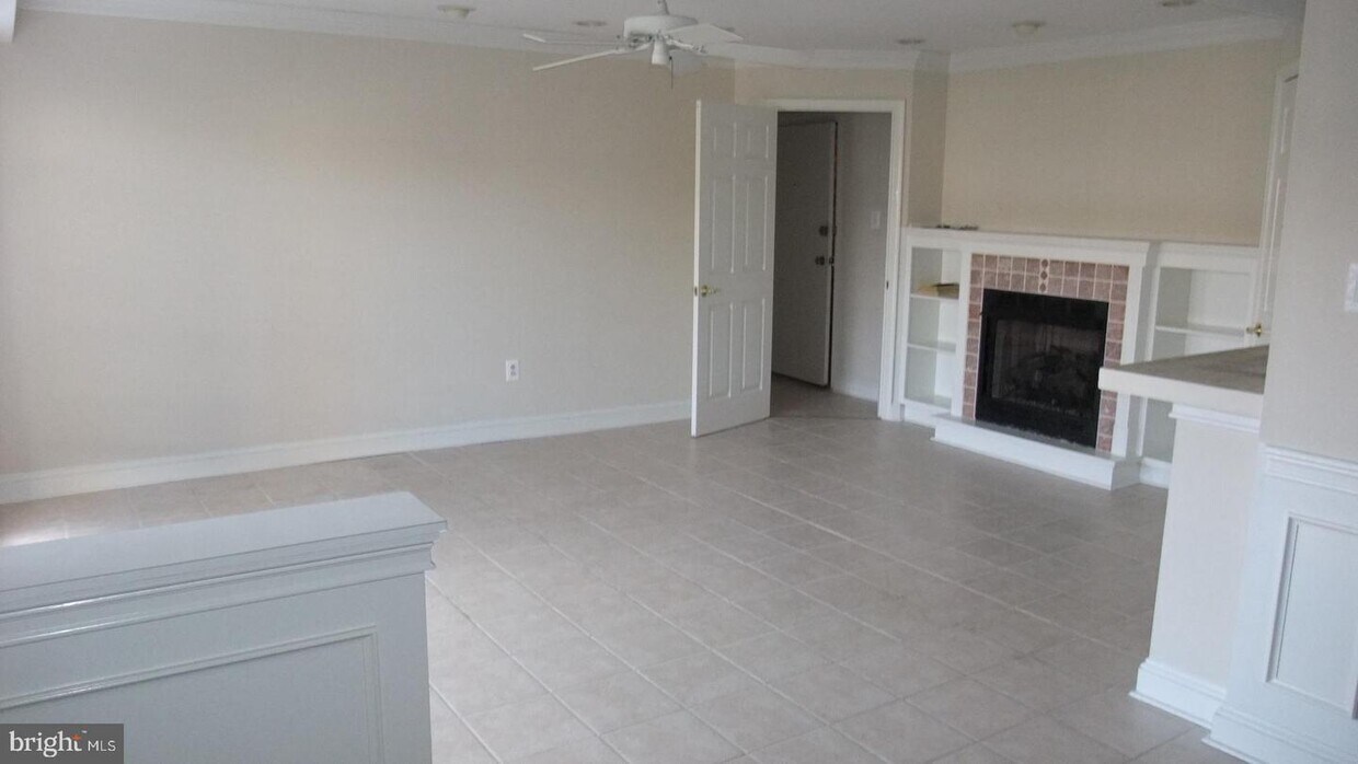 12707 Gordon Blvd Unit 44, Woodbridge, VA 22192 Room for Rent in