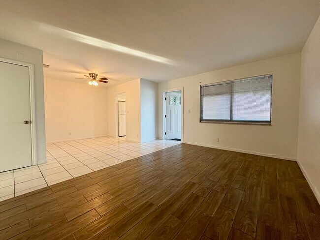 Foto del edificio - 305 SE 9th Ave