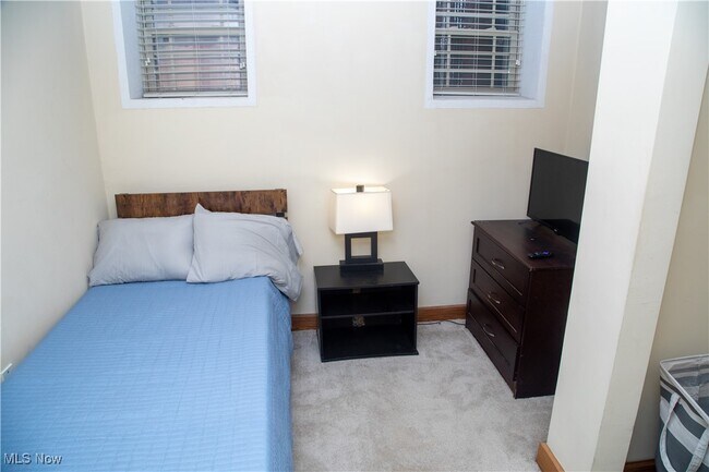 Foto del edificio - 11433 Ashbury Ave