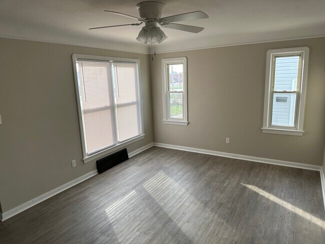Building Photo - 6810 Archmere Ave