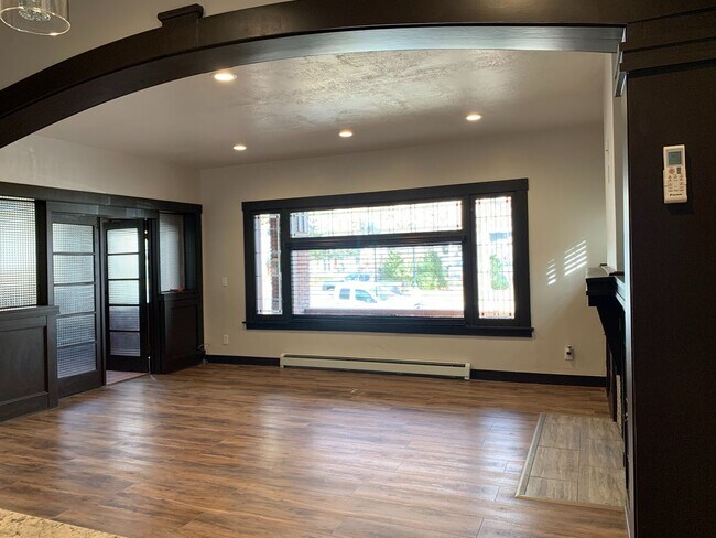 Foto del edificio - Newly Remodeled One Bedroom in The Avenues...