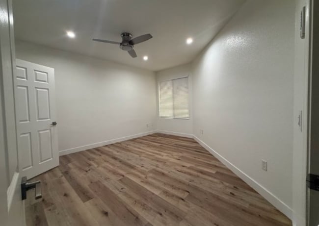 Building Photo - 9975 Peace Way