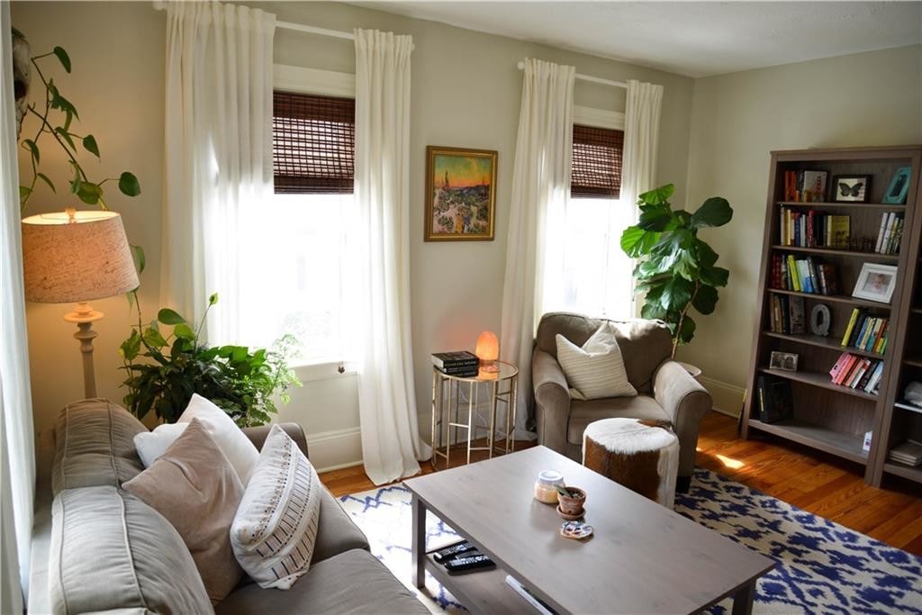 46 First School St Unit 2, Bristol, RI 02809 Apartment for Rent in