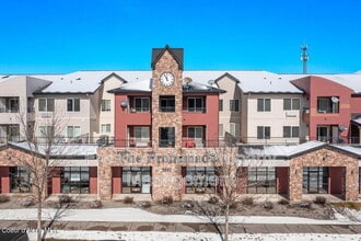 Building Photo - 310 N Promenade Loop