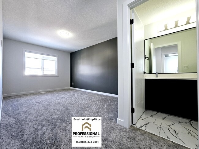 Building Photo - 130 Hawks Ridge Blvd NW