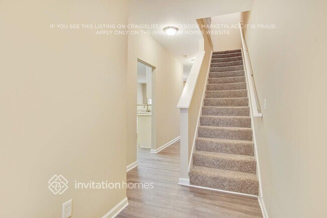 Foto del edificio - 5072 Windsor Forrest Ln