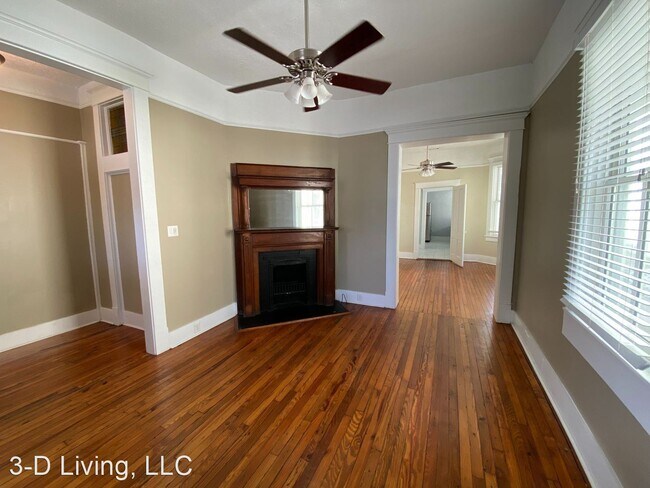 Building Photo - 3 br, 2 bath House - 17 East 33rd Street