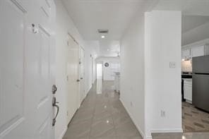 Building Photo - 50 Thicket Grove Pl