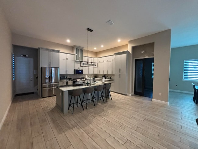 Photo - 415 4th Ave SW House