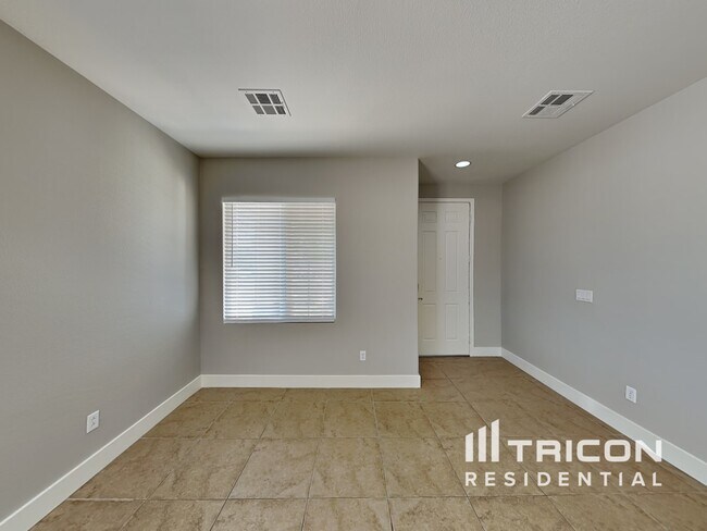 Foto del edificio - 4134 Blue Manor Lane North Las Vegas NV