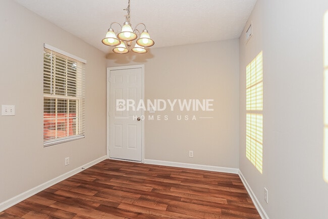 Building Photo - 1.5 MONTHS FREE!!!