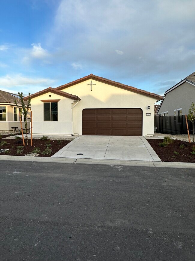 Foto del edificio - 2497 Denia Pl