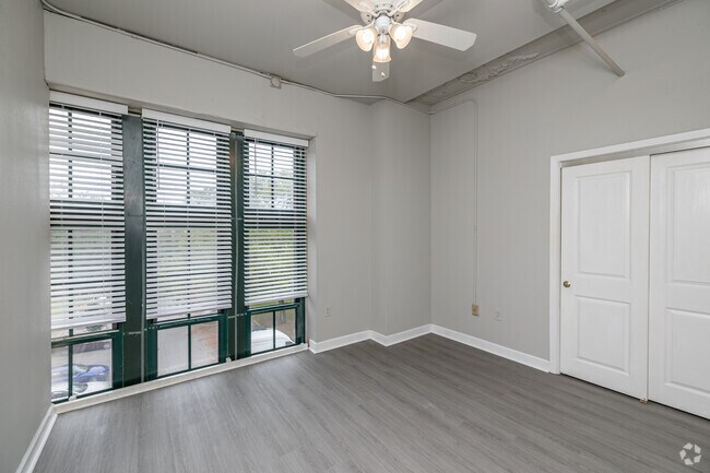 1 habitación, 1 baño - 498 pies cuadrados - Dormitorio - Eastside Lofts Apartments Phase II