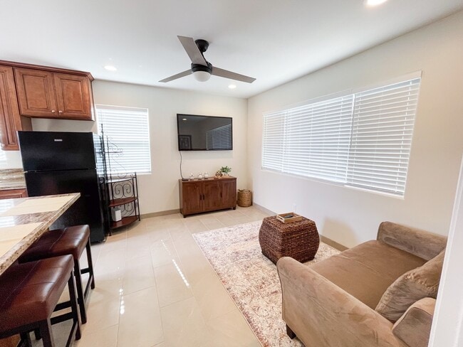 Foto del edificio - 4177 4th Ave