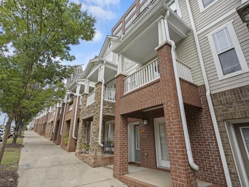 Foto principal - 205 16th St NW