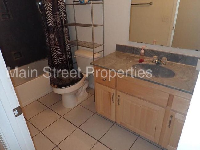 Building Photo - 9711 Bridlewood Road 3 BR/ 2 BA $1150