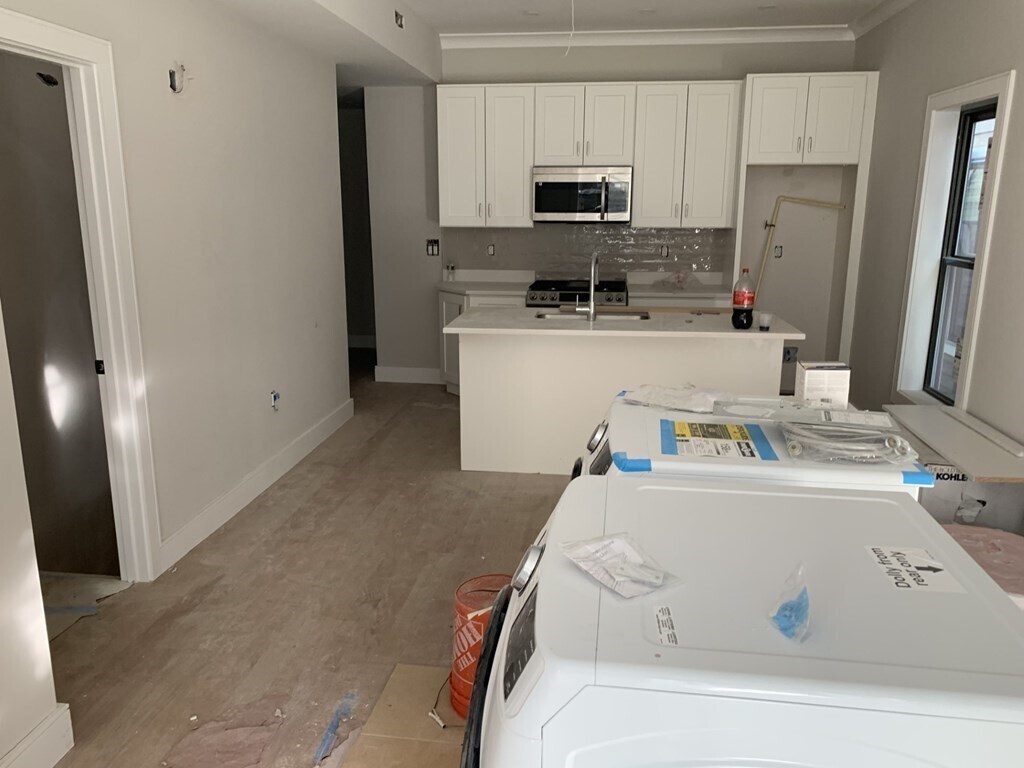 Foto principal - 292 Princeton St