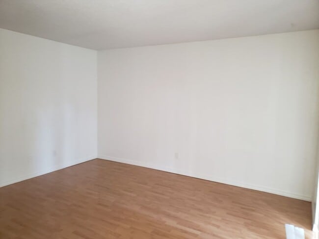 Photo - 9825 Turf Way Apartment