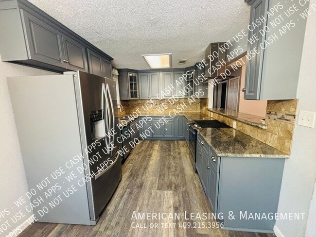 Building Photo - 4212 Briarhill-