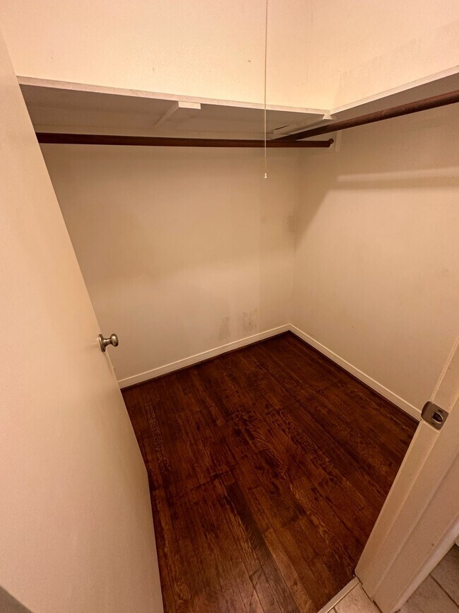 Building Photo - 4422 Nenana Dr