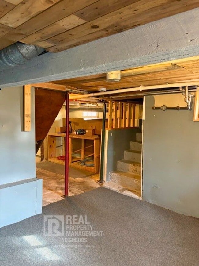 Foto del edificio - Welcome to Spacious 4 Bedroom, 1 Bathroom Holland Home