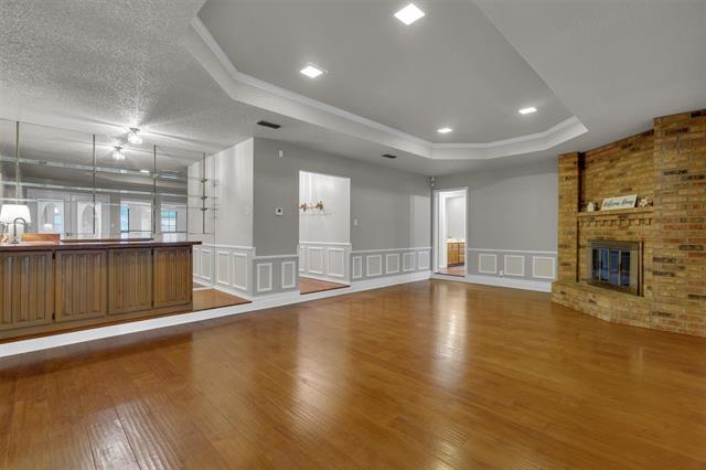 Building Photo - 7825 Silveridge Dr