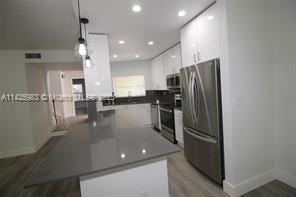 Foto del edificio - 3 br, 2.5 bath Townhome - 8340 SW 154th Av...
