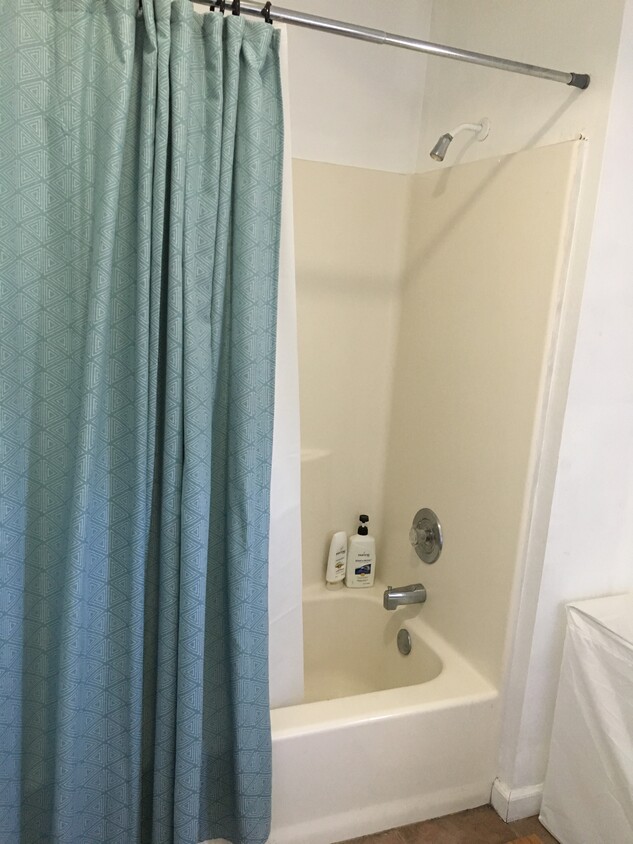Foto principal - 1701 San Joaquin St
