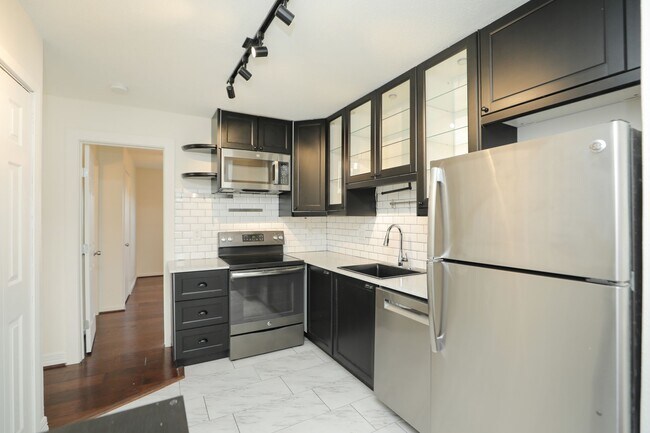 Building Photo - 2333 Bering Dr