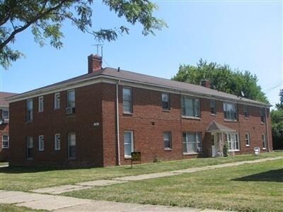 Foto principal - 17918 Lake Shore Blvd