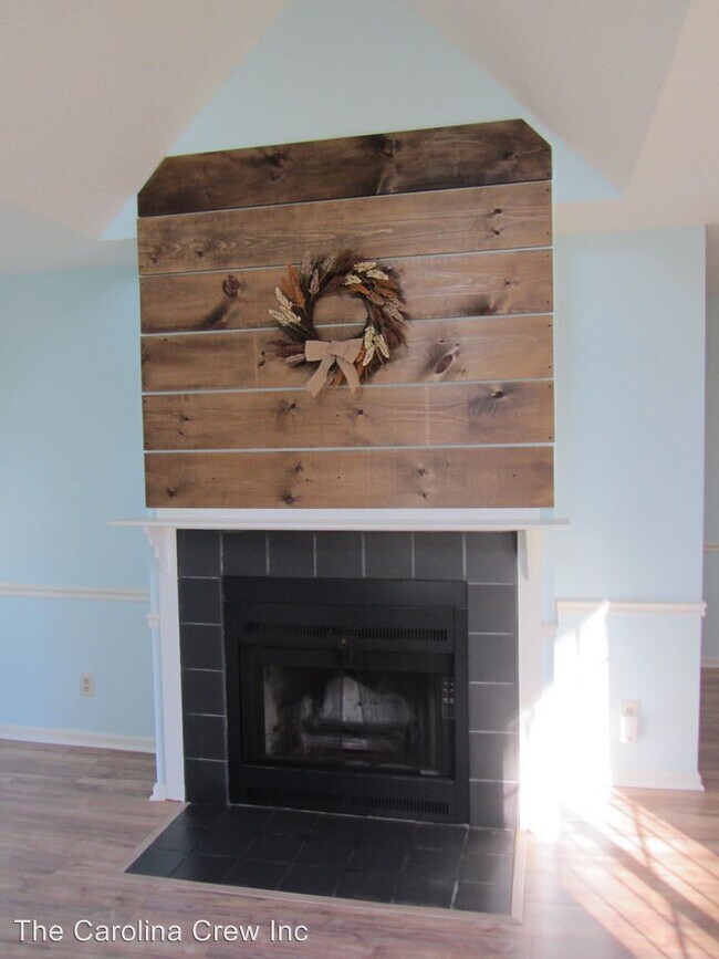 Foto del edificio - 2 br, 2 bath House - 4000 Whirlaway Ct Unit E