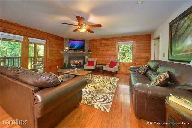 Primary Photo - 1150 Ogle Hills Rd