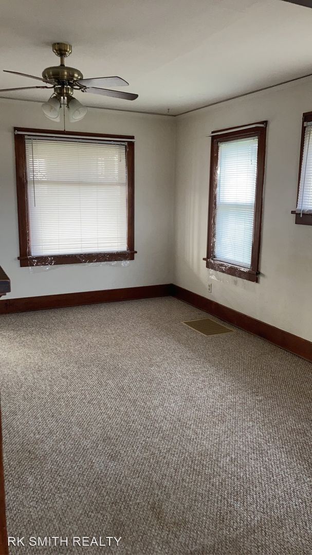 Foto del edificio - 3 br, 1.5 bath House - 3908 W. Mineral Poi...